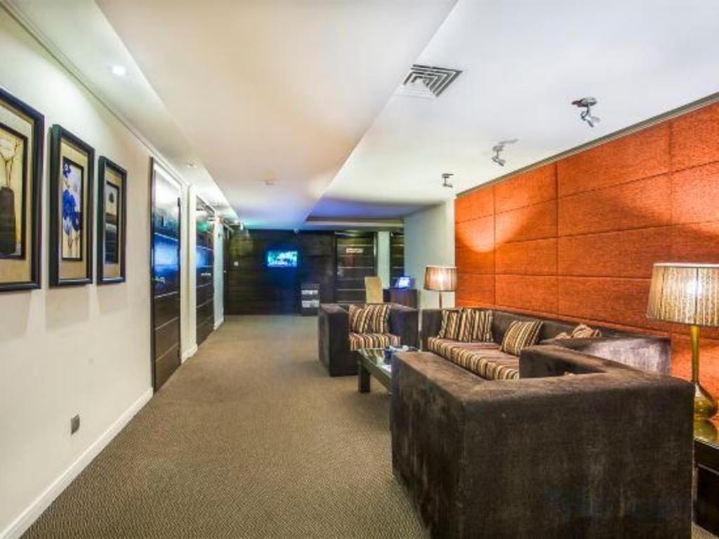 Hotel Agrabad Ćottogram Zewnętrze zdjęcie