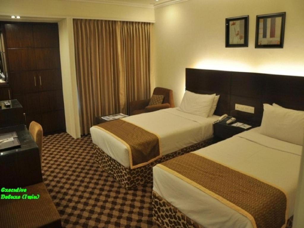 Hotel Agrabad Ćottogram Zewnętrze zdjęcie