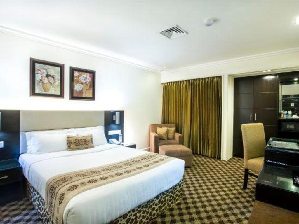 Hotel Agrabad Ćottogram Zewnętrze zdjęcie