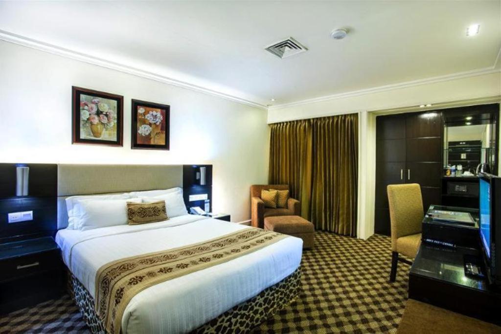 Hotel Agrabad Ćottogram Zewnętrze zdjęcie