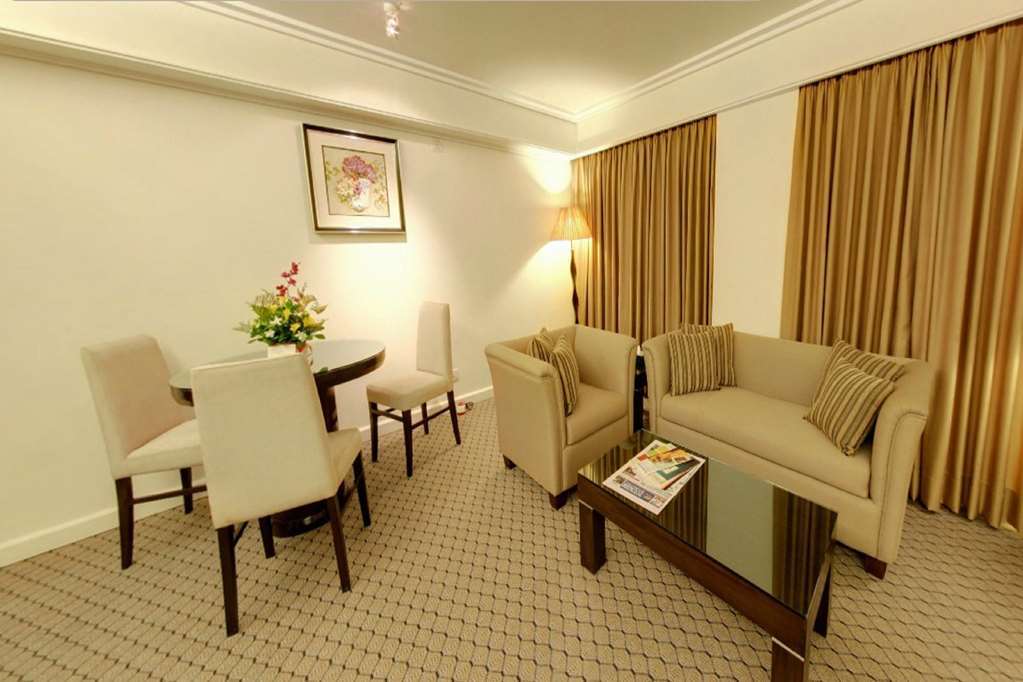 Hotel Agrabad Ćottogram Pokój zdjęcie