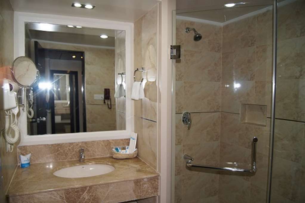 Hotel Agrabad Ćottogram Pokój zdjęcie