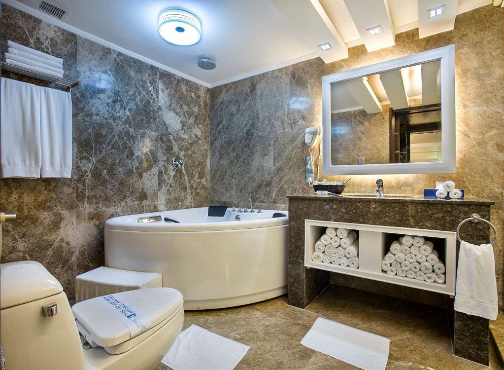 Hotel Agrabad Ćottogram Pokój zdjęcie